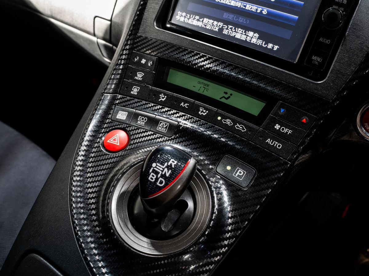 Toyota Prius 2014 - фото автомобиля