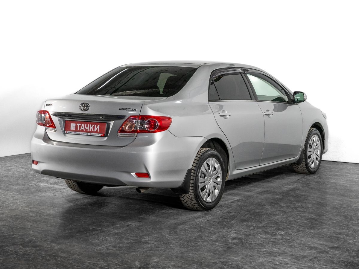 Toyota Corolla 2011 - фото автомобиля