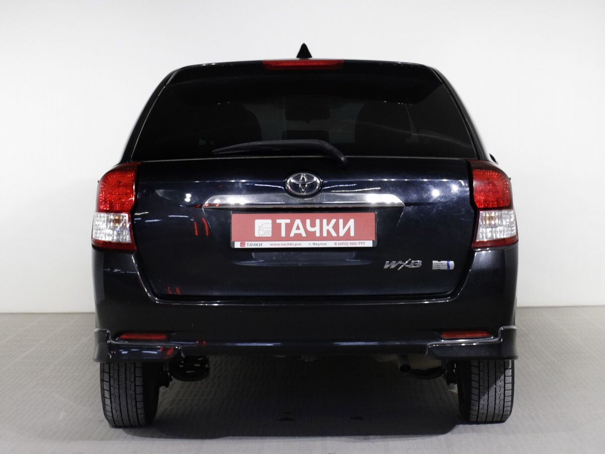 Toyota Corolla 2014 - фото автомобиля