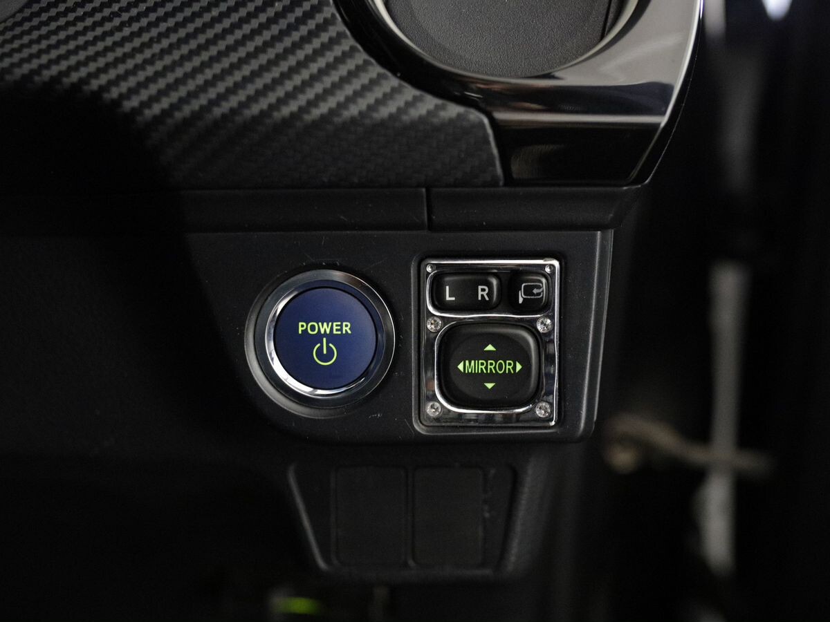 Toyota Corolla 2014 - фото автомобиля