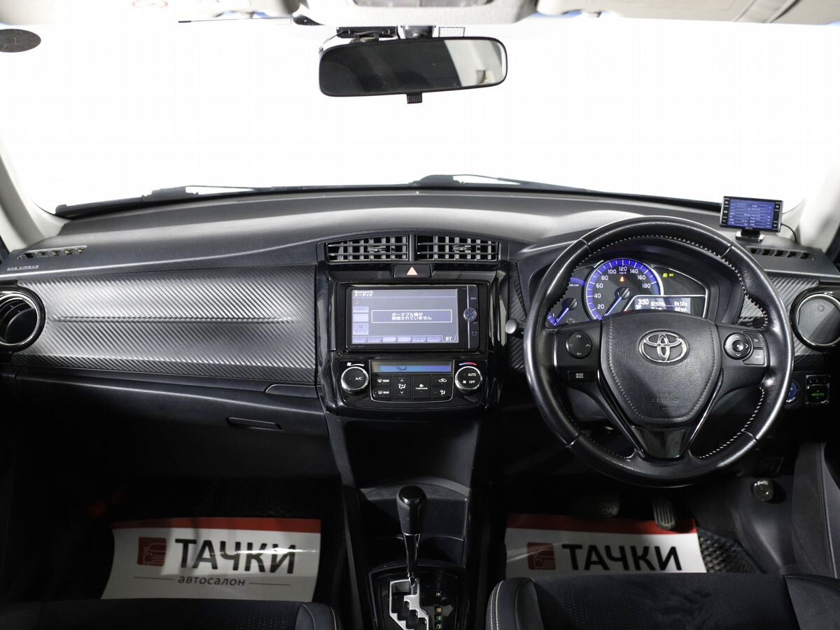 Toyota Corolla 2014 - фото автомобиля