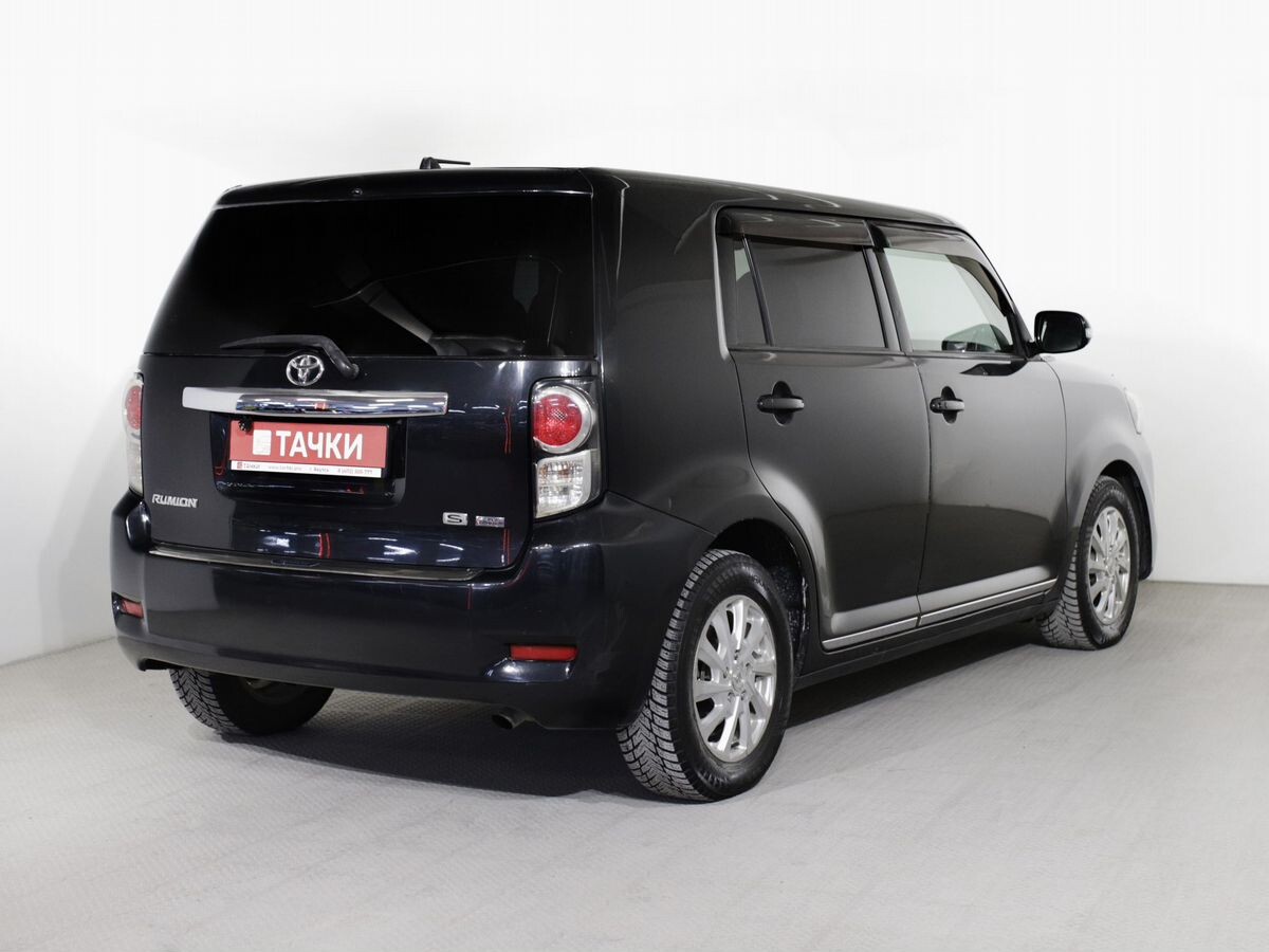 Toyota Corolla Rumion 2010 - фото автомобиля