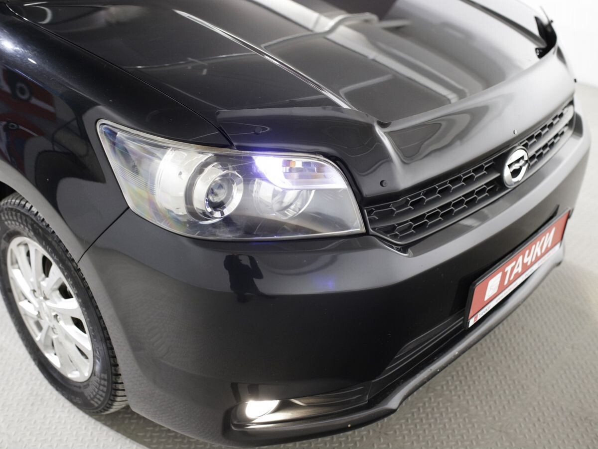 Toyota Corolla Rumion 2010 - фото автомобиля