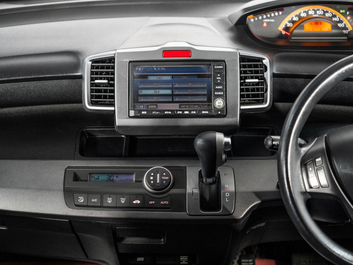 Honda Freed 2009 - фото автомобиля