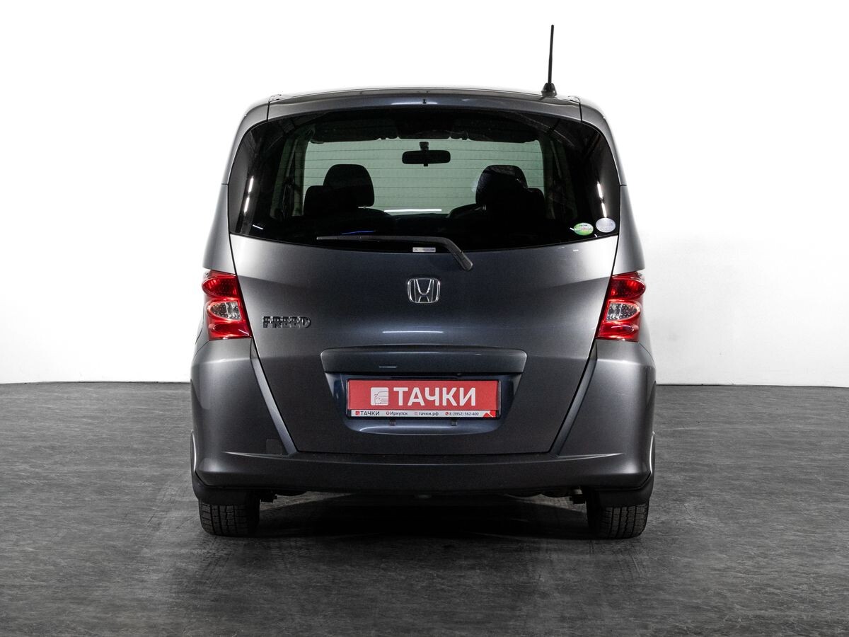 Honda Freed 2009 - фото автомобиля