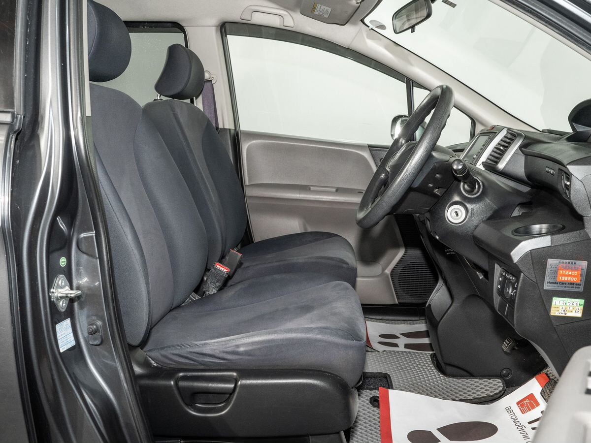 Honda Freed 2009 - фото автомобиля