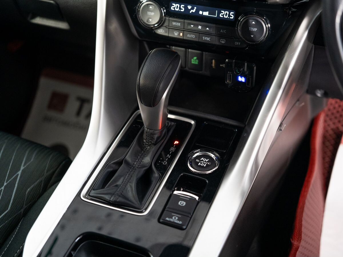 Mitsubishi Eclipse Cross 2018 - фото автомобиля