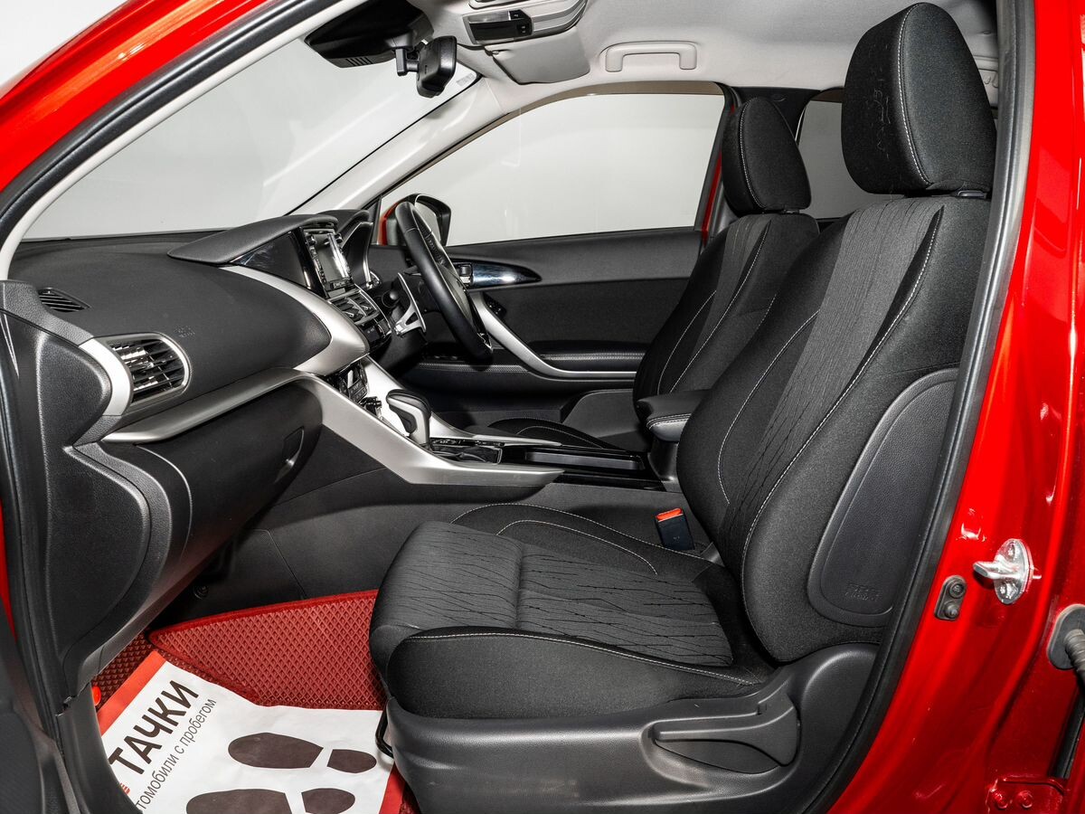 Mitsubishi Eclipse Cross 2018 - фото автомобиля