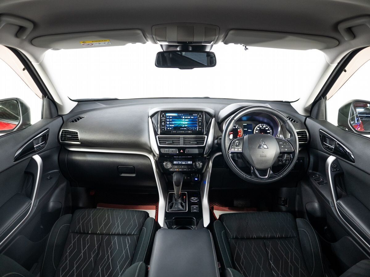 Mitsubishi Eclipse Cross 2018 - фото автомобиля