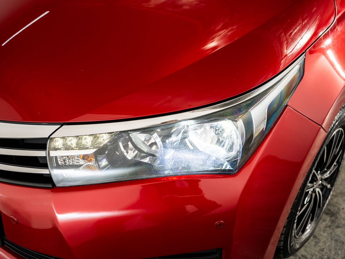 Toyota Corolla 2013 - фото автомобиля