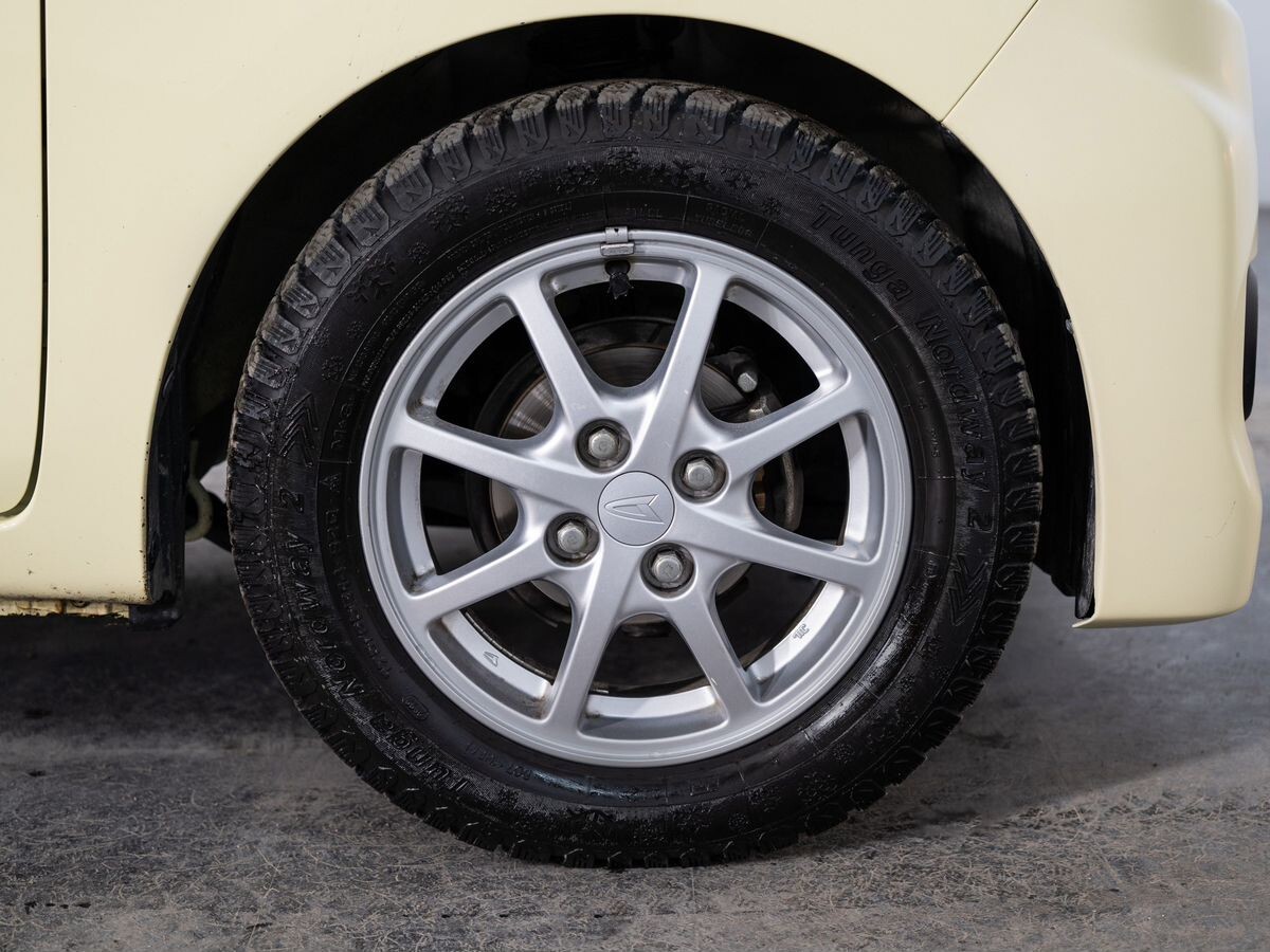 Daihatsu Mira e:S 2015 - фото автомобиля