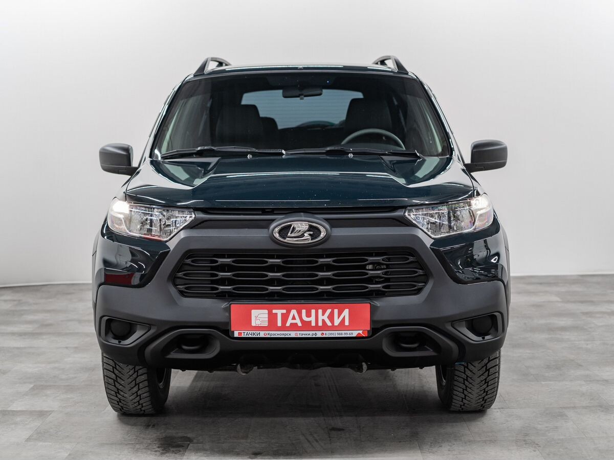 Лада Нива Тревел 2022 - фото автомобиля