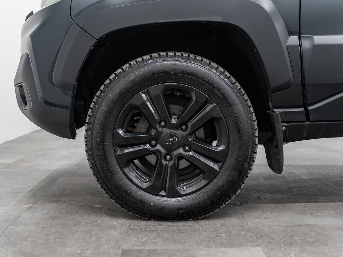 Лада Нива Тревел 2022 - фото автомобиля