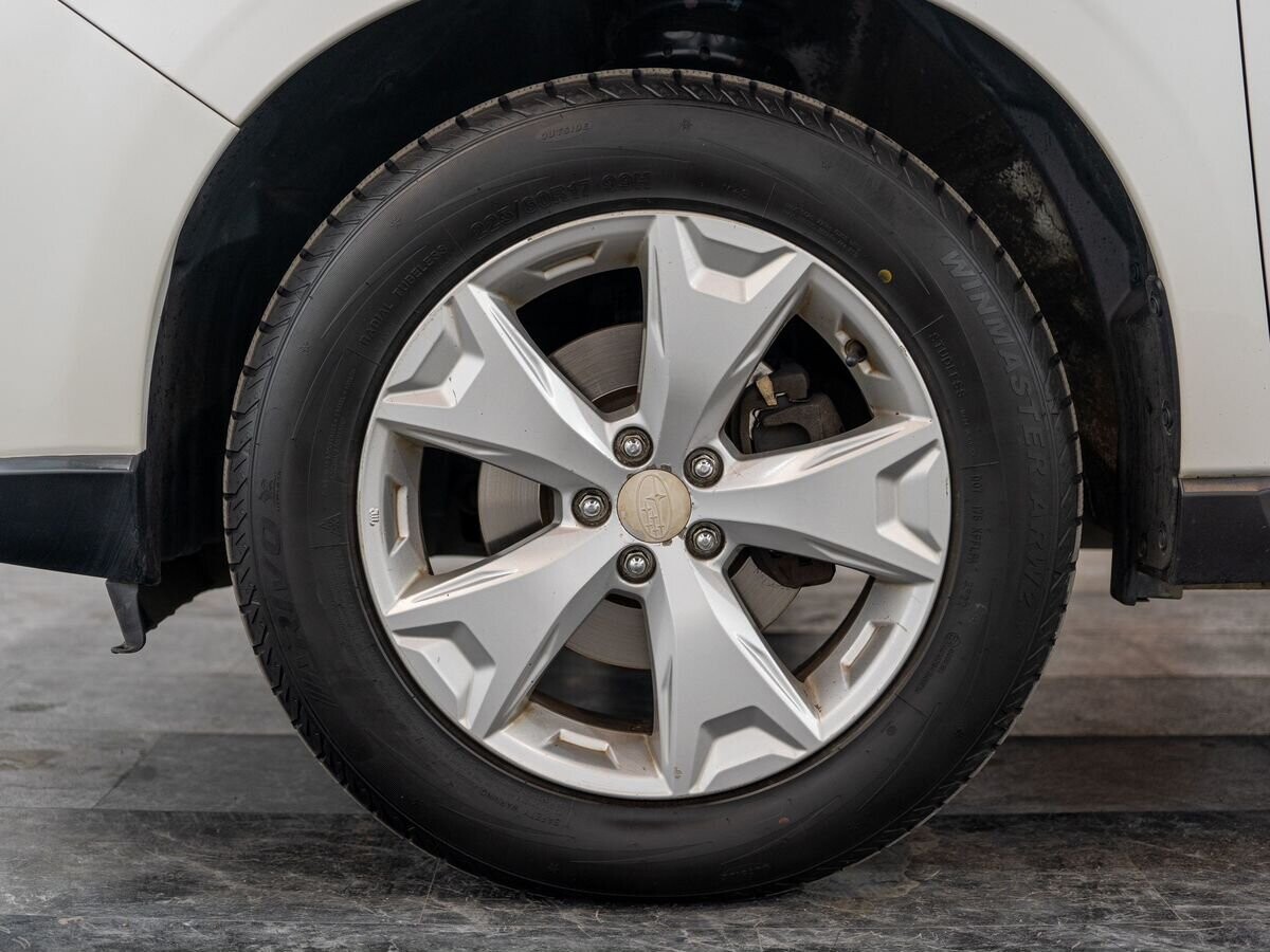 Subaru Forester 2014 - фото автомобиля