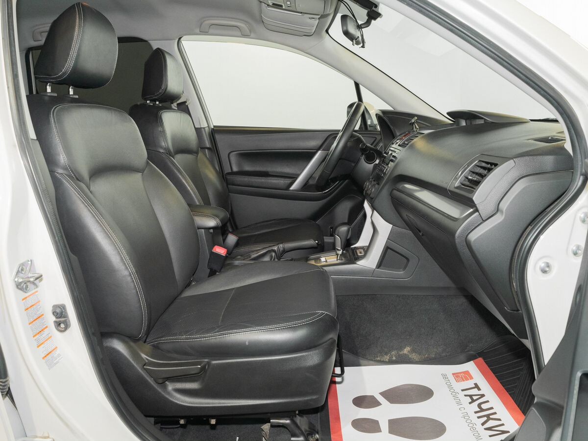 Subaru Forester 2014 - фото автомобиля
