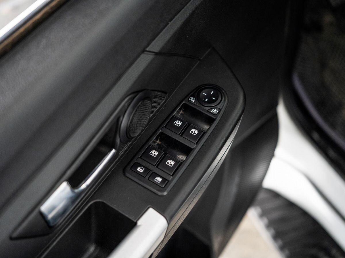 УАЗ Пикап 2025 - фото автомобиля