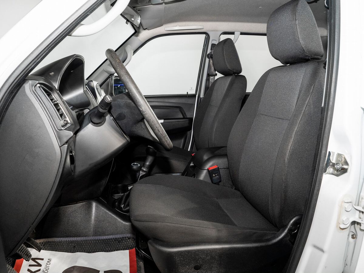 УАЗ Пикап 2025 - фото автомобиля