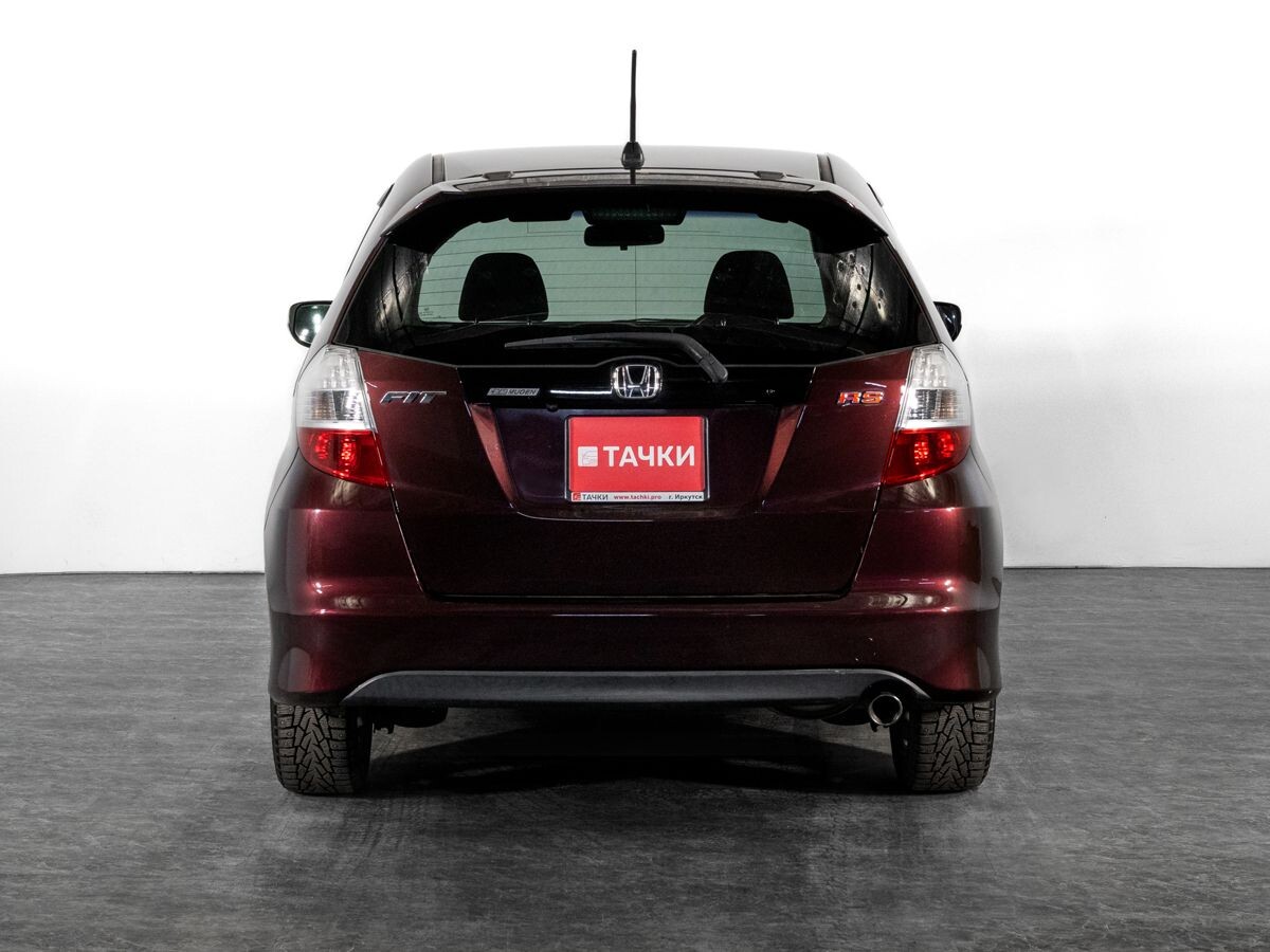 Honda Fit 2010 - фото автомобиля