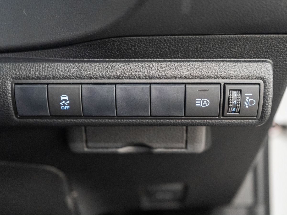 Toyota Corolla 2019 - фото автомобиля