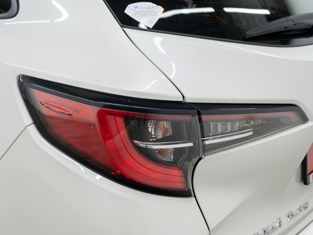 Toyota Corolla 2019 - фото автомобиля