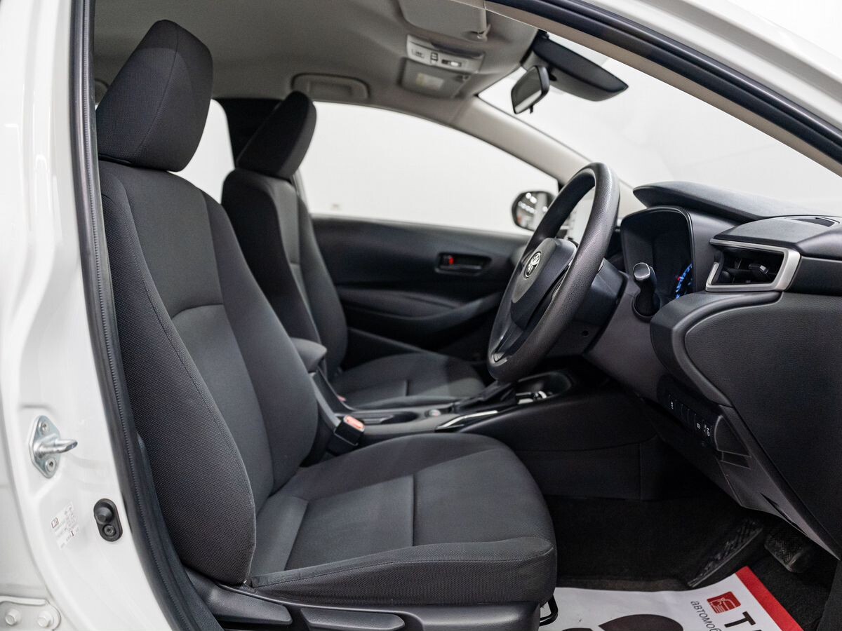 Toyota Corolla 2019 - фото автомобиля