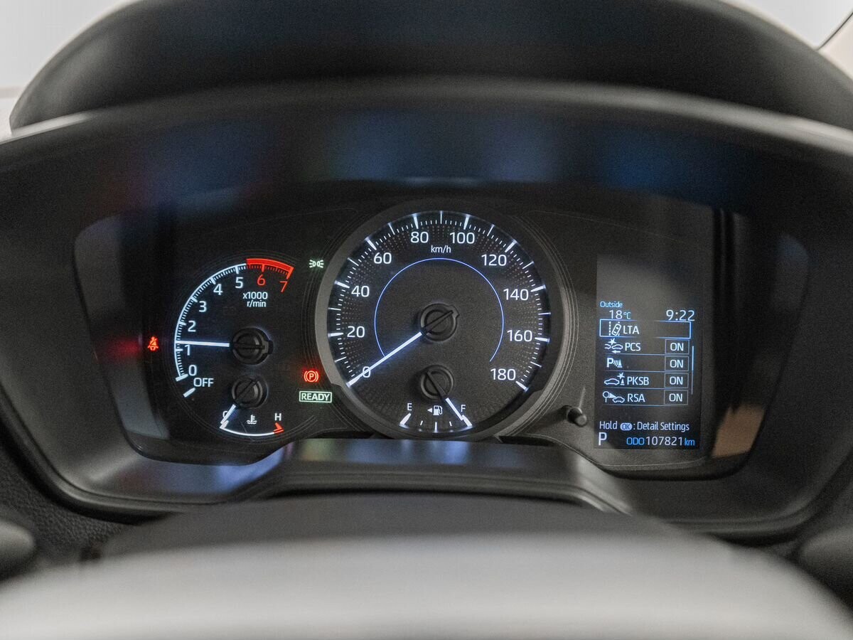 Toyota Corolla 2019 - фото автомобиля