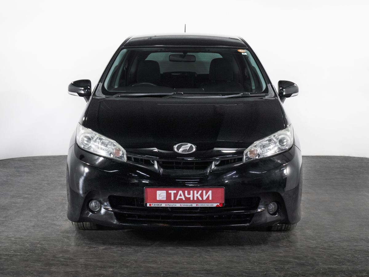 Toyota Wish 2010 - фото автомобиля