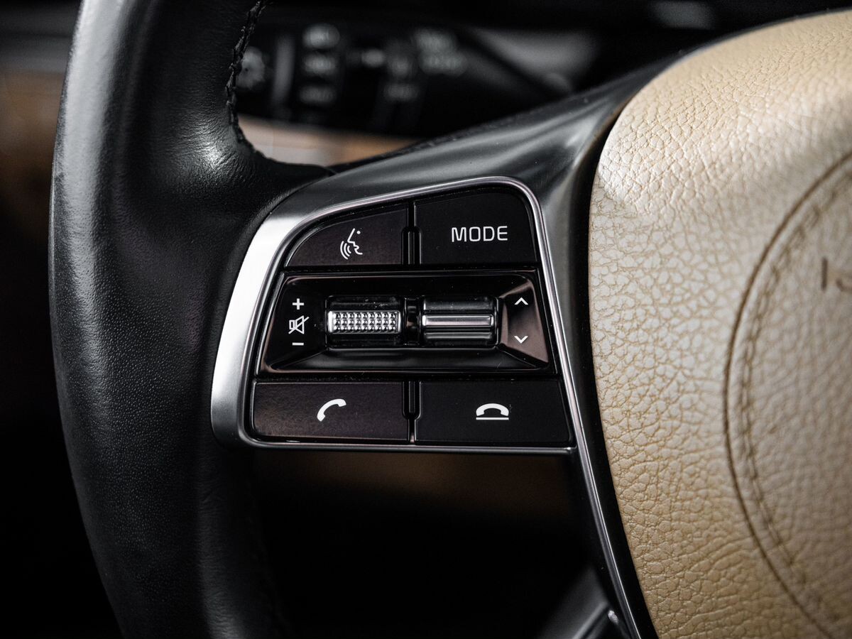 Kia Mohave 2020 - фото автомобиля