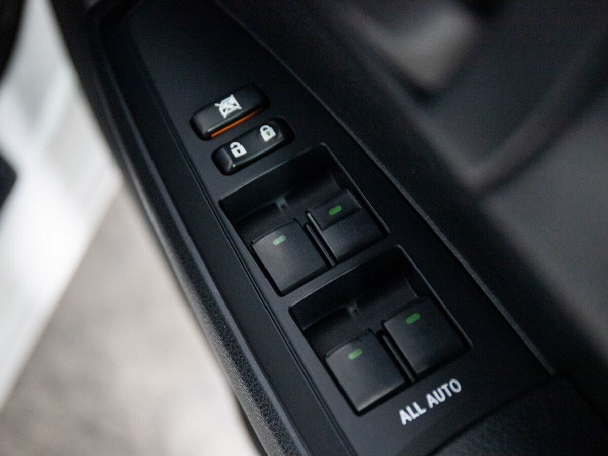 Toyota Corolla Axio 2017 - фото автомобиля