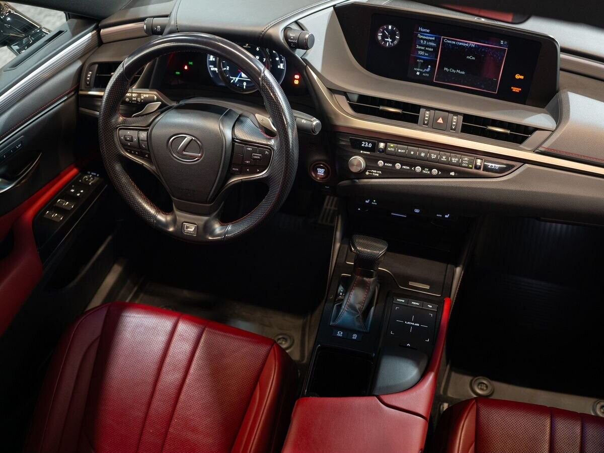 Lexus ES250 2021 - фото автомобиля