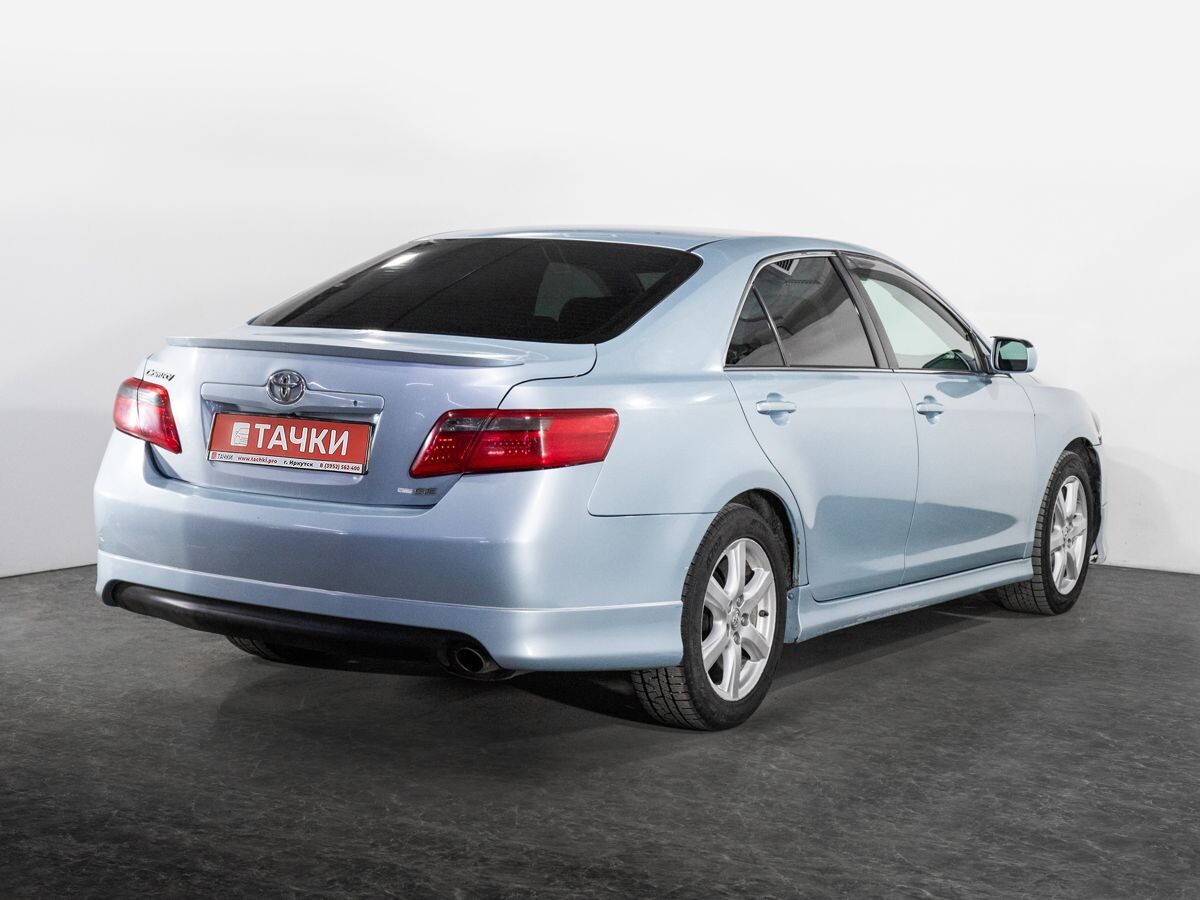 Toyota Camry 2006 - фото автомобиля