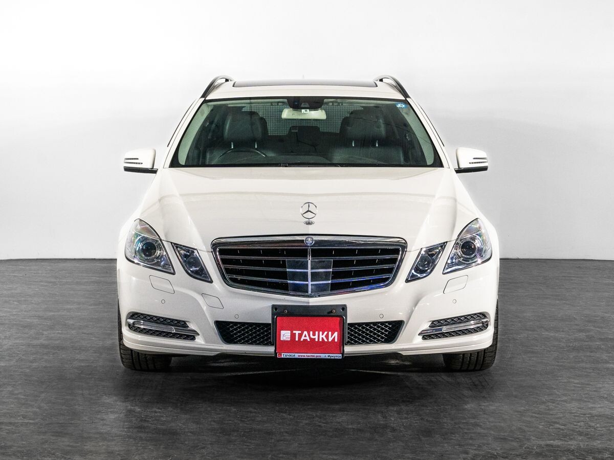 Mercedes-Benz E-Класс 2012 - фото автомобиля