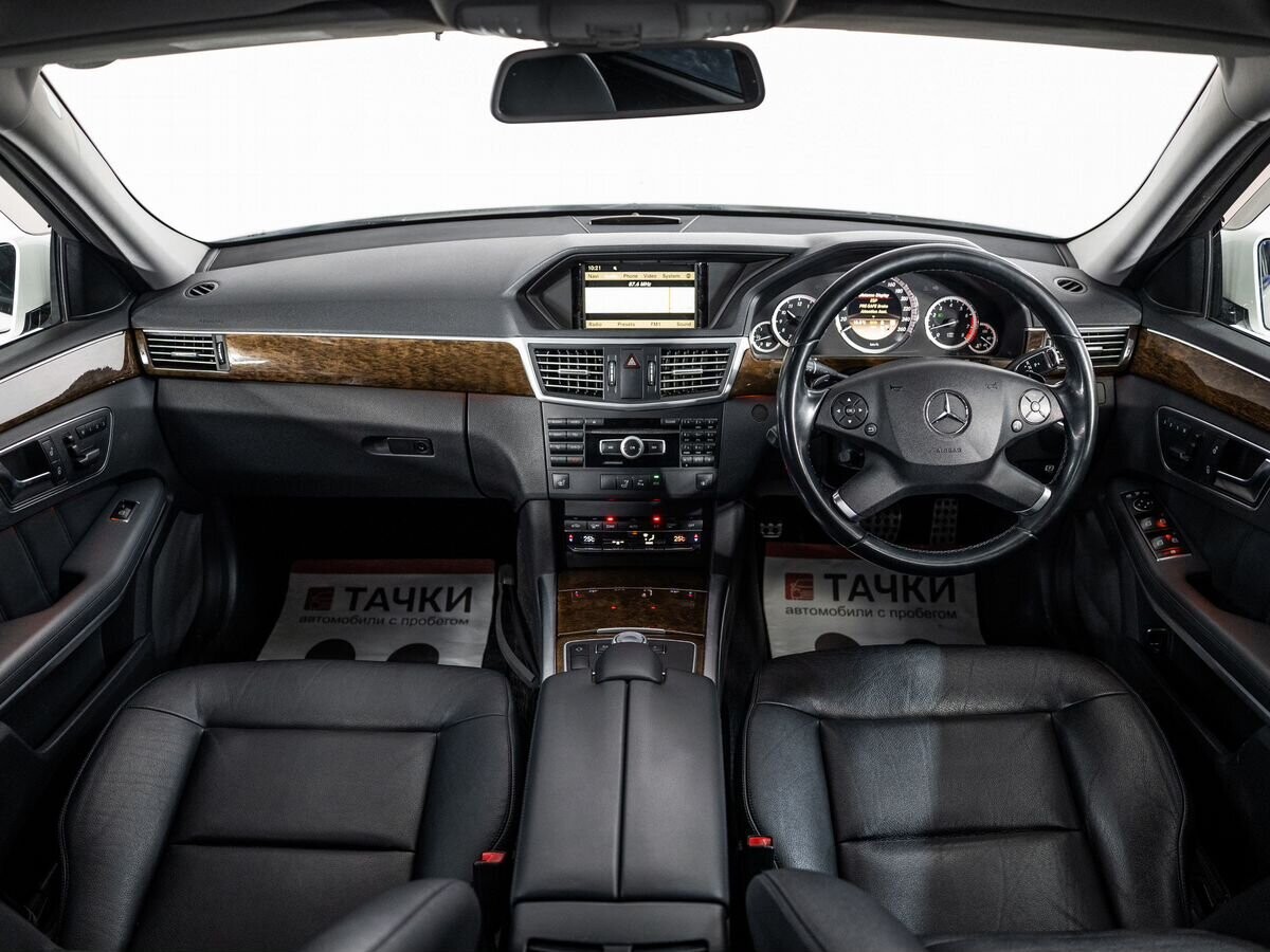 Mercedes-Benz E-Класс 2012 - фото автомобиля