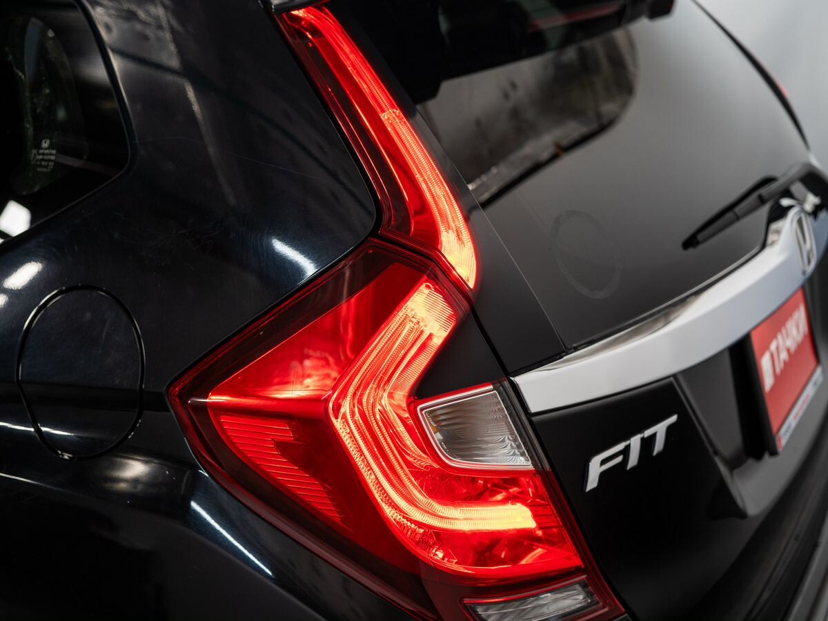 Honda Fit 2018 - фото автомобиля