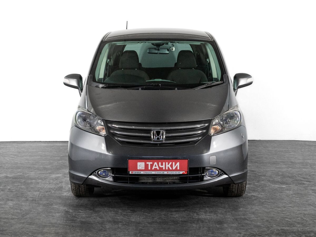 Honda Freed 2011 - фото автомобиля