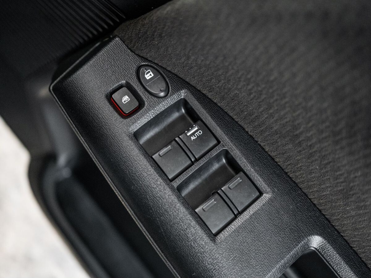 Honda Freed 2011 - фото автомобиля