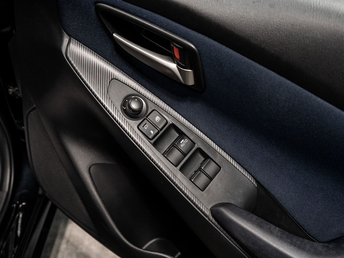 Mazda Demio 2016 - фото автомобиля