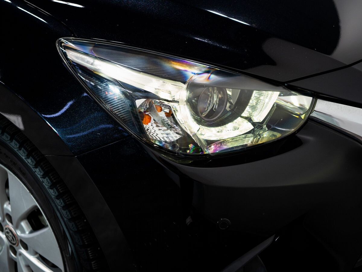 Mazda Demio 2016 - фото автомобиля