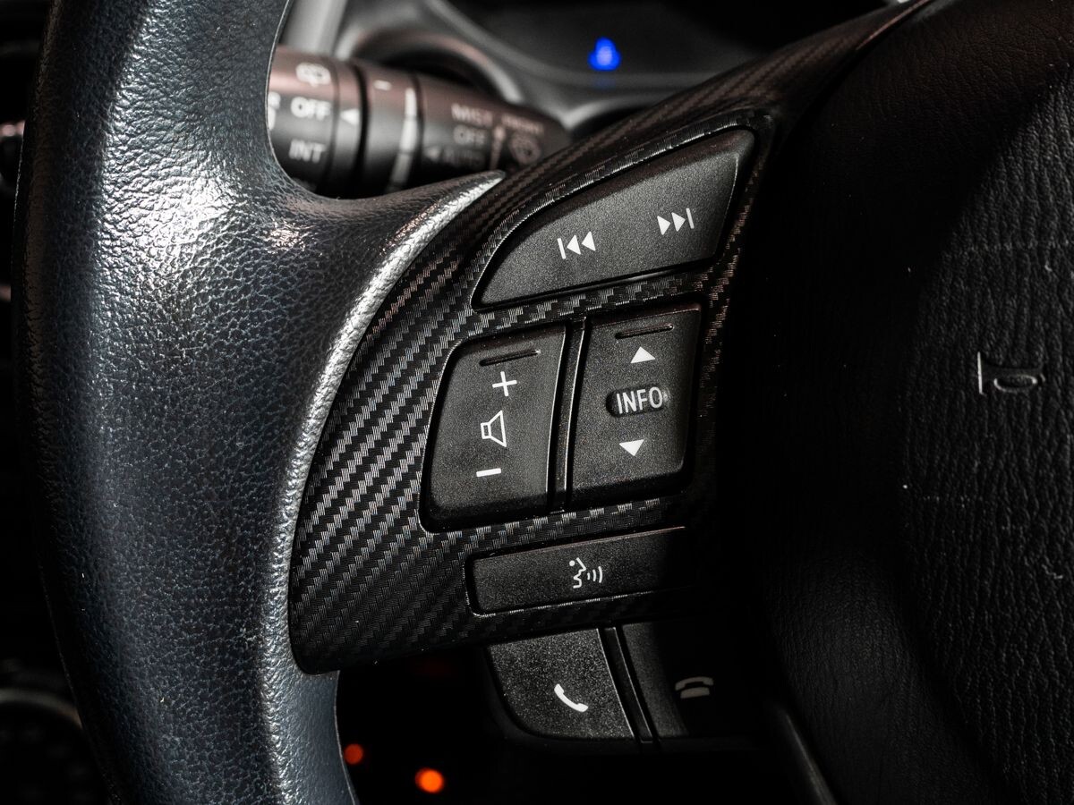 Mazda Demio 2016 - фото автомобиля