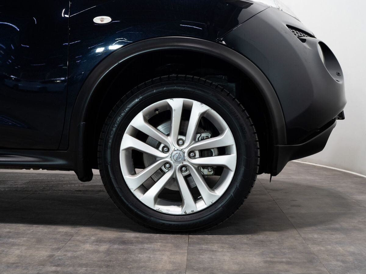 Nissan Juke 2011 - фото автомобиля