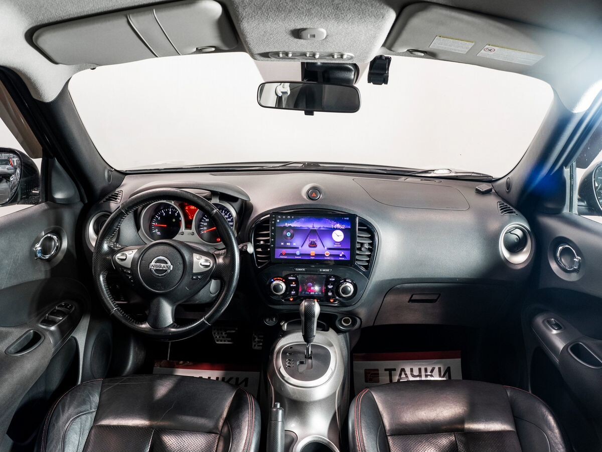 Nissan Juke 2011 - фото автомобиля
