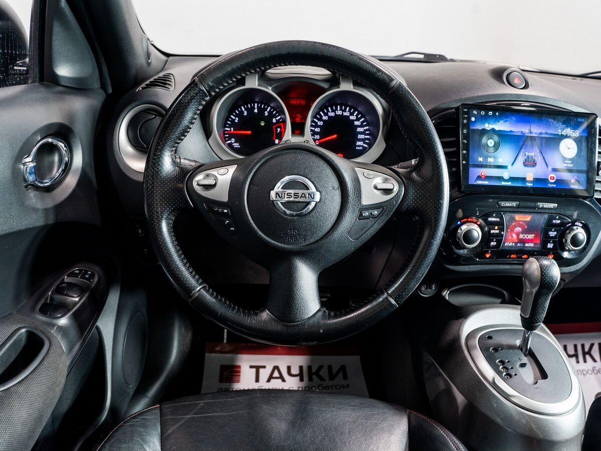 Nissan Juke 2011 - фото автомобиля