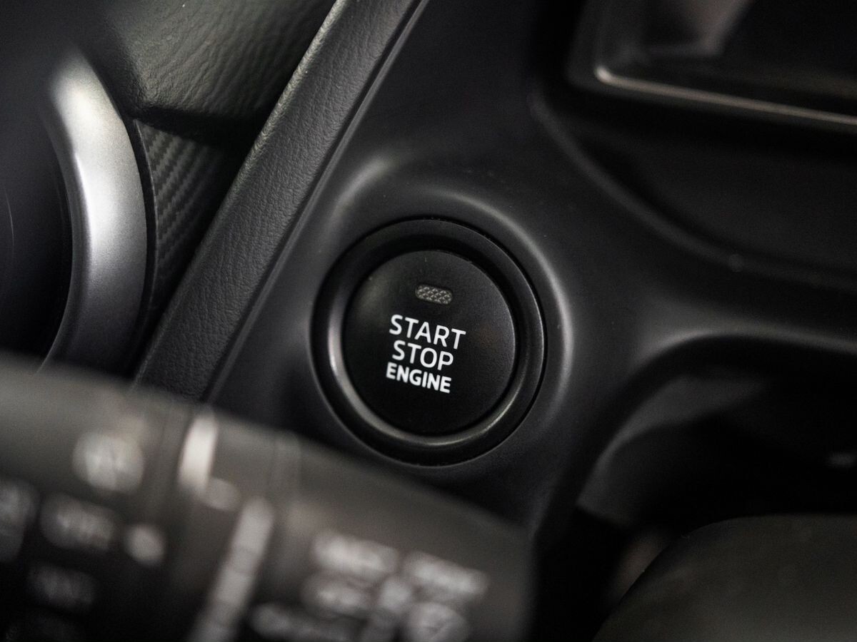 Mazda CX-3 2021 - фото автомобиля