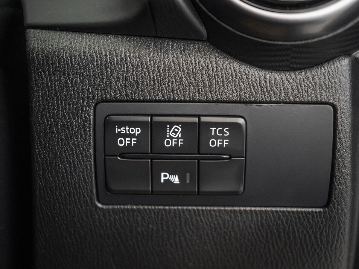 Mazda CX-3 2021 - фото автомобиля