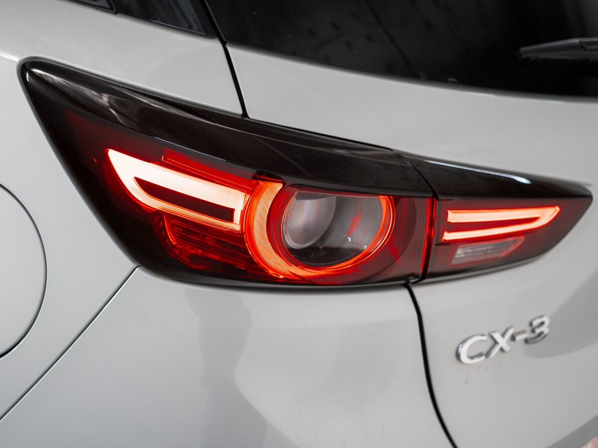 Mazda CX-3 2021 - фото автомобиля