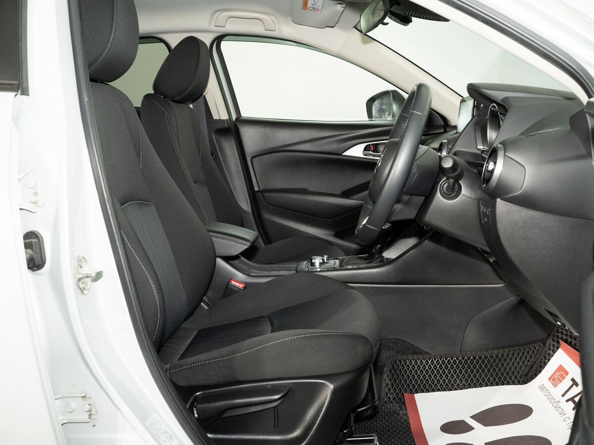 Mazda CX-3 2021 - фото автомобиля