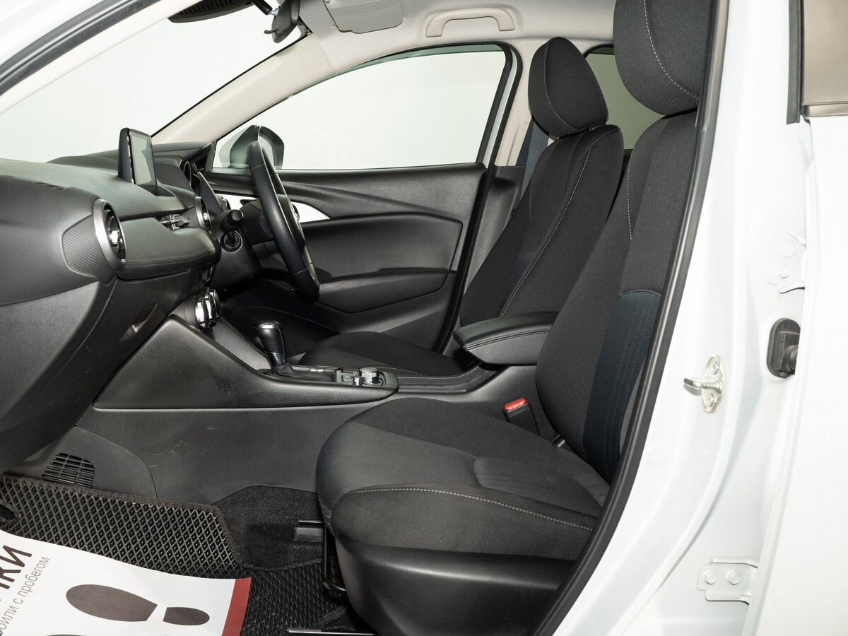 Mazda CX-3 2021 - фото автомобиля