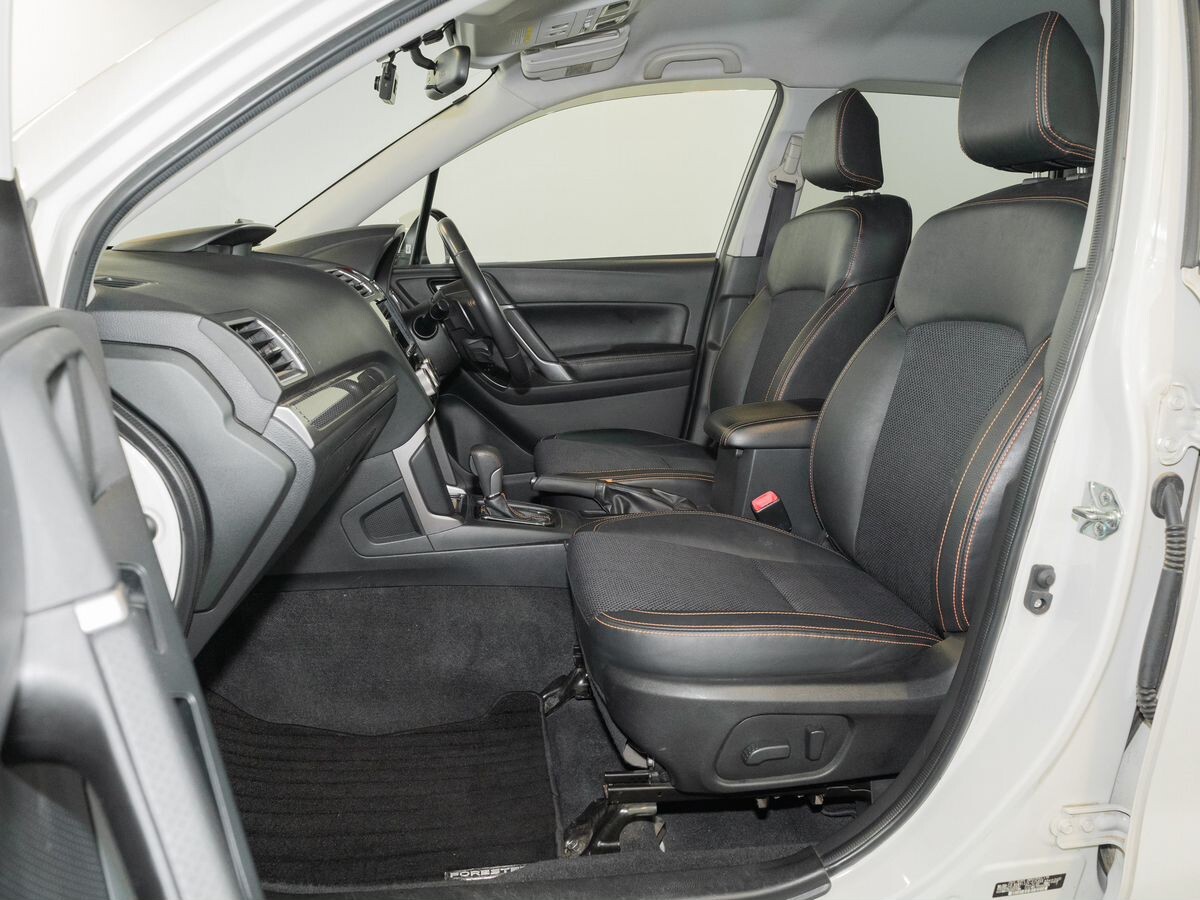 Subaru Forester 2016 - фото автомобиля