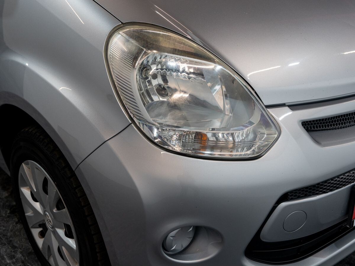 Toyota Passo 2015 - фото автомобиля