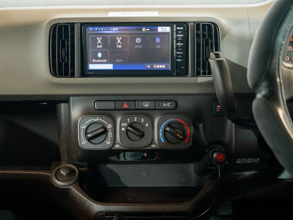 Toyota Passo 2015 - фото автомобиля